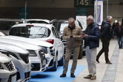 El saló del vehicle d'ocasió de Lleida, en una imatge d'arxiu.