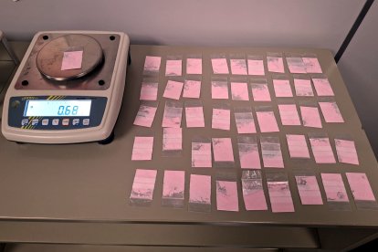 Imatges de les bossetes amb l'anomenada 'cocaïna rosa'.