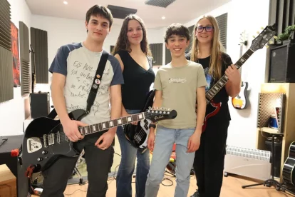 Biel, Laura, Nil i Roc, integrants de Reccbatt. - J.GÓMEZ