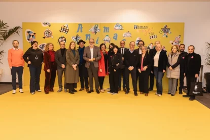 Photocall inaugural d’Animac al vestíbul del Teatre de la Llotja amb autoritats, organitzadors i convidats a la gala de la 30 edició. - PAU PASCUAL PRAT