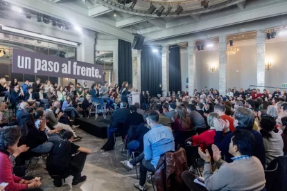 La presentació de la nova coalició Sumar es va desbordar de públic. - EUROPA PRESS