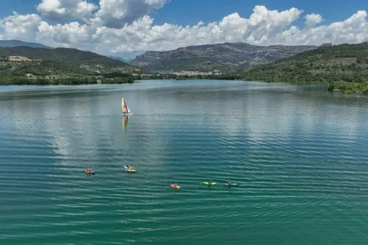 Cua del pantà de Sant Antoni amb la Pobla de Segur al fons.