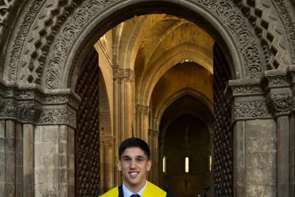 Vicente Antón, a la Seu Vella durant el dia de la seua graduació, el juny passat.