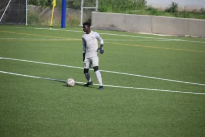 El porter del Tremp durant un partit.