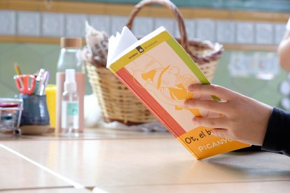 ls vals escolars es poden bescanviar en una botiga adherida fins al 30 de novembre.