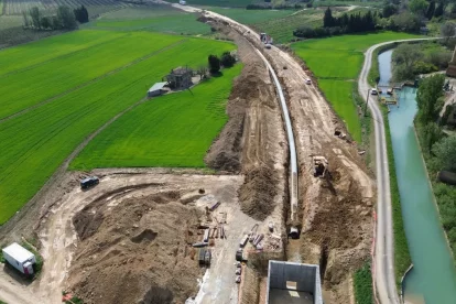 Les obres de modernització de gairebé 2.000 hectàrees de Pinyana la tardor de l’any passat. - CANAL DE PINYANA