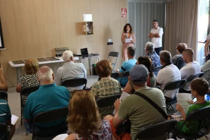 Estela Lleonart i Llorenç Bonet, en els parlaments. - J. GÓMEZ