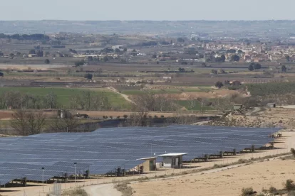 La central solar Mas Roig planteja incorporar l’emmagatzemament. - AMADO FORROLLA