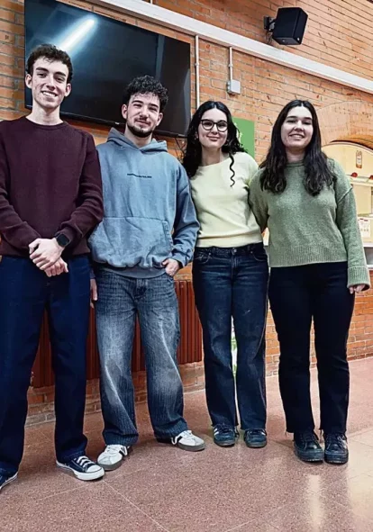 Isaac, Jordi, Paula i Ana, estudiants de segon de Batxillerat de l’institut Torre Vicens. - S.E.