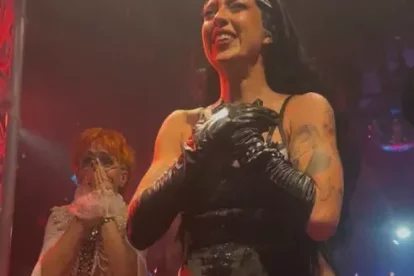 La lleidatana, a l’esquerra, en el concurs a la sala La Paloma.