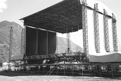 SEGRE / Rafa Ariño / Magdalena Altisent