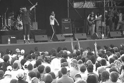 SEGRE / Rafa Ariño / Magdalena Altisent