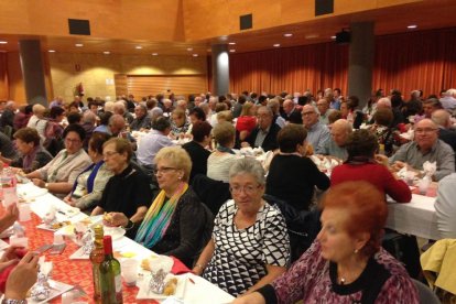 El berenar multitudinari dels jubilats d’Alcarràs.