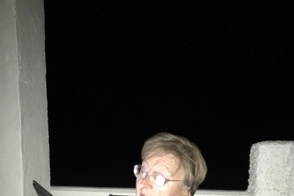 Felicita els teus familiars i amics pel seu aniversari, sant, casament enviant fotos a cercle@segre.com