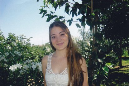 Felicita els teus familiars i amics pel seu aniversari, sant, casament enviant fotos a cercle@segre.com