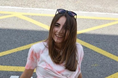 Felicita els teus familiars i amics pel seu aniversari, sant, casament enviant fotos a cercle@segre.com