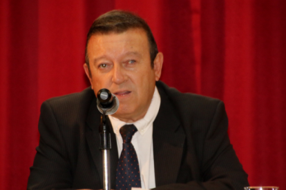 Felicita els teus familiars i amics pel seu aniversari, sant, casament enviant fotos a cercle@segre.com