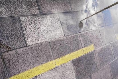 Les fulles cauen, arriba la boira i comença a fer fred.