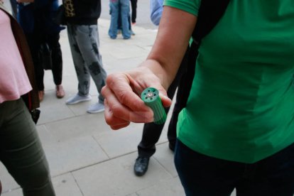 Imatges de les intervencions de Policia Nacional i Guàrdia Civil en col·legis electorals de Lleida.