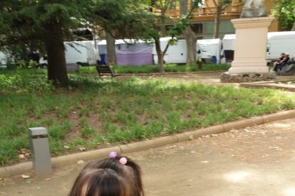 Felicita els teus familiars i amics pel seu aniversari, sant, casament enviant fotos a cercle@segre.com