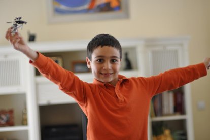 Felicita els teus familiars i amics pel seu aniversari, sant, casament enviant fotos a cercle@segre.com