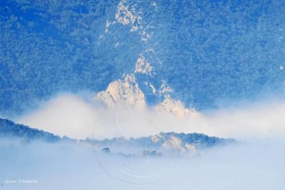 Les fulles cauen, arriba la boira i comença a fer fred.