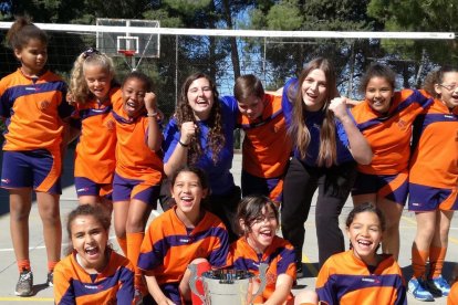 Felicita els teus familiars i amics pel seu aniversari, sant, casament enviant fotos a cercle@segre.com