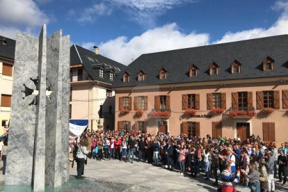 Milers de lleidatans a les capitals