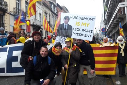 Miles de leridanos han viajado hasta la capital de Bélgica.