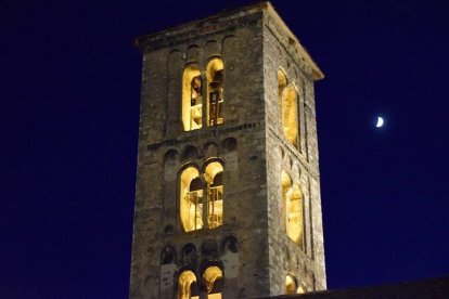 Les fulles cauen, arriba la boira i comença a fer fred.