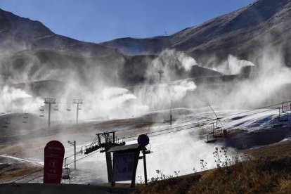 Les fulles cauen, arriba la boira i comença a fer fred.
