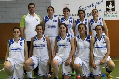 Felicita els teus familiars i amics pel seu aniversari, sant, casament enviant fotos a cercle@segre.com