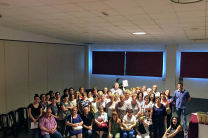 Felicita els teus familiars i amics pel seu aniversari, sant, casament enviant fotos a cercle@segre.com