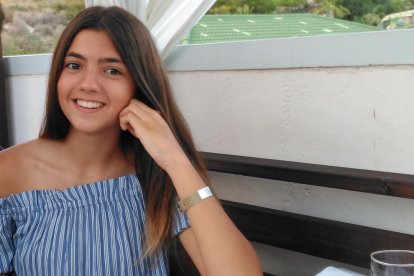 Felicita els teus familiars i amics pel seu aniversari, sant, casament enviant fotos a cercle@segre.com