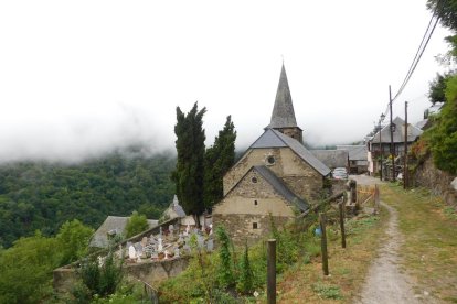 La calor, les tempestes, el paisatge groc i sec.
