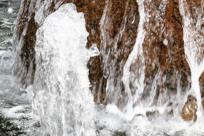 La calor, les tempestes, el paisatge groc i sec.