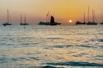 Envia'ns la millor foto de les teues vacances i guanya fantàstics premis!