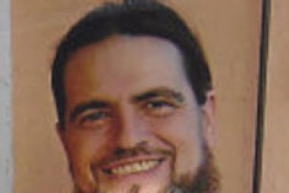 Felicita els teus familiars i amics pel seu aniversari, sant, casament enviant fotos a cercle@segre.com