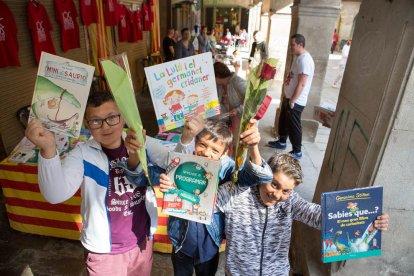 Anem ampliant el recull d'imatges