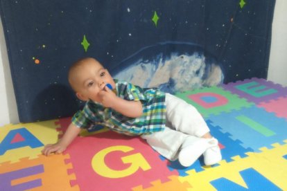 Felicita els teus familiars i amics pel seu aniversari, sant, casament enviant fotos a cercle@segre.com