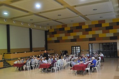 Homenatge als veïns de 85 anys diumenge a Camarasa.