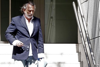 L’extresorer del PP Luis Bárcenas, i un dels considerats capitostos de la ‘trama Gürtel’, Francisco Correa.