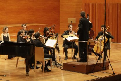 Onze corals i més de 350 persones van participar en ‘El cant de les estrelles’ a l’Auditori Enric Granados.