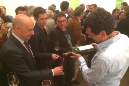 Moment de la presentació de la iniciativa ahir, a l’IEI, amb bona part dels xefs presents.