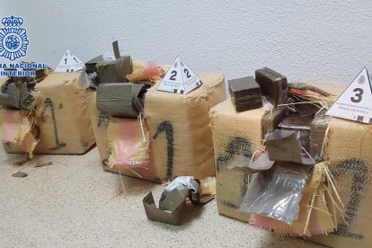 Detingudes 19 persones en una operació contra un grup de traficants amb base a Lleida