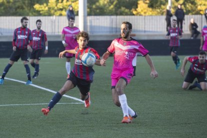 La UE Tàrrega i el Solsona es van repartir els punts en un partit molt intens i amb moltes alternatives.