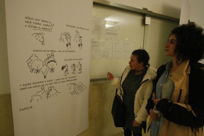 Tonucci abarrotó el auditorio de Cappont para su conferencia.