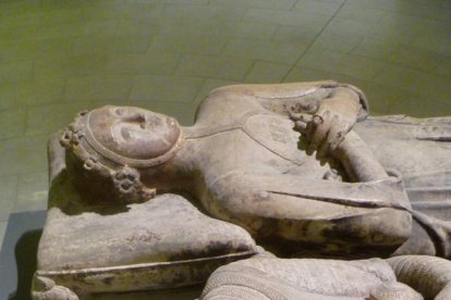 Capilla de la iglesia de Torà donde se ubicaban los sarcófagos.