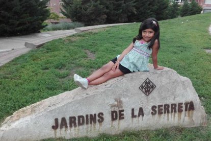 Felicita els teus familiars i amics pel seu aniversari, sant, casament enviant fotos a cercle@segre.com