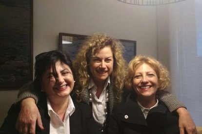 Felicita els teus familiars i amics pel seu aniversari, sant, casament enviant fotos a cercle@segre.com